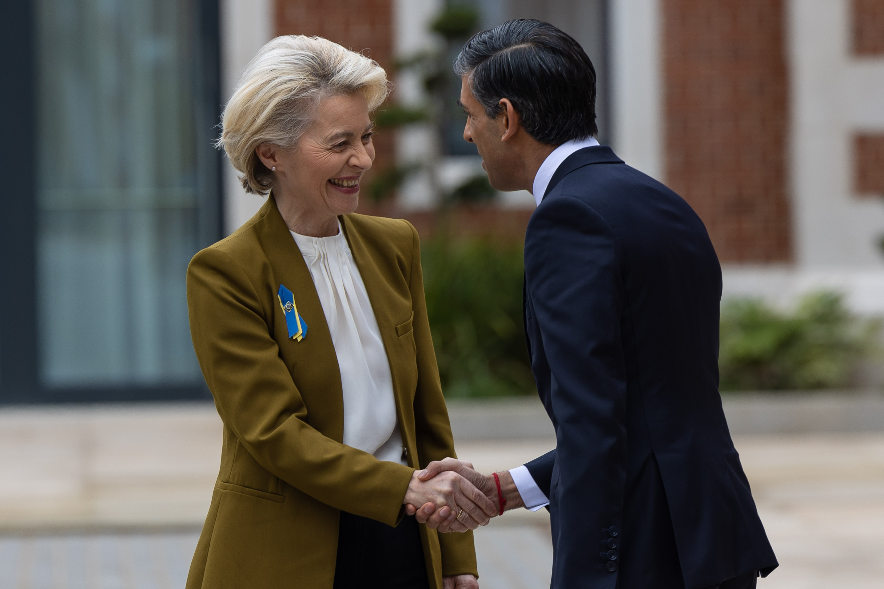 Rishi Sunak and Ursula von der Leyen announce the Windsor Framework in 2023 — the deal preserving a carve-out of EU law for trade in goods in Northern Ireland.