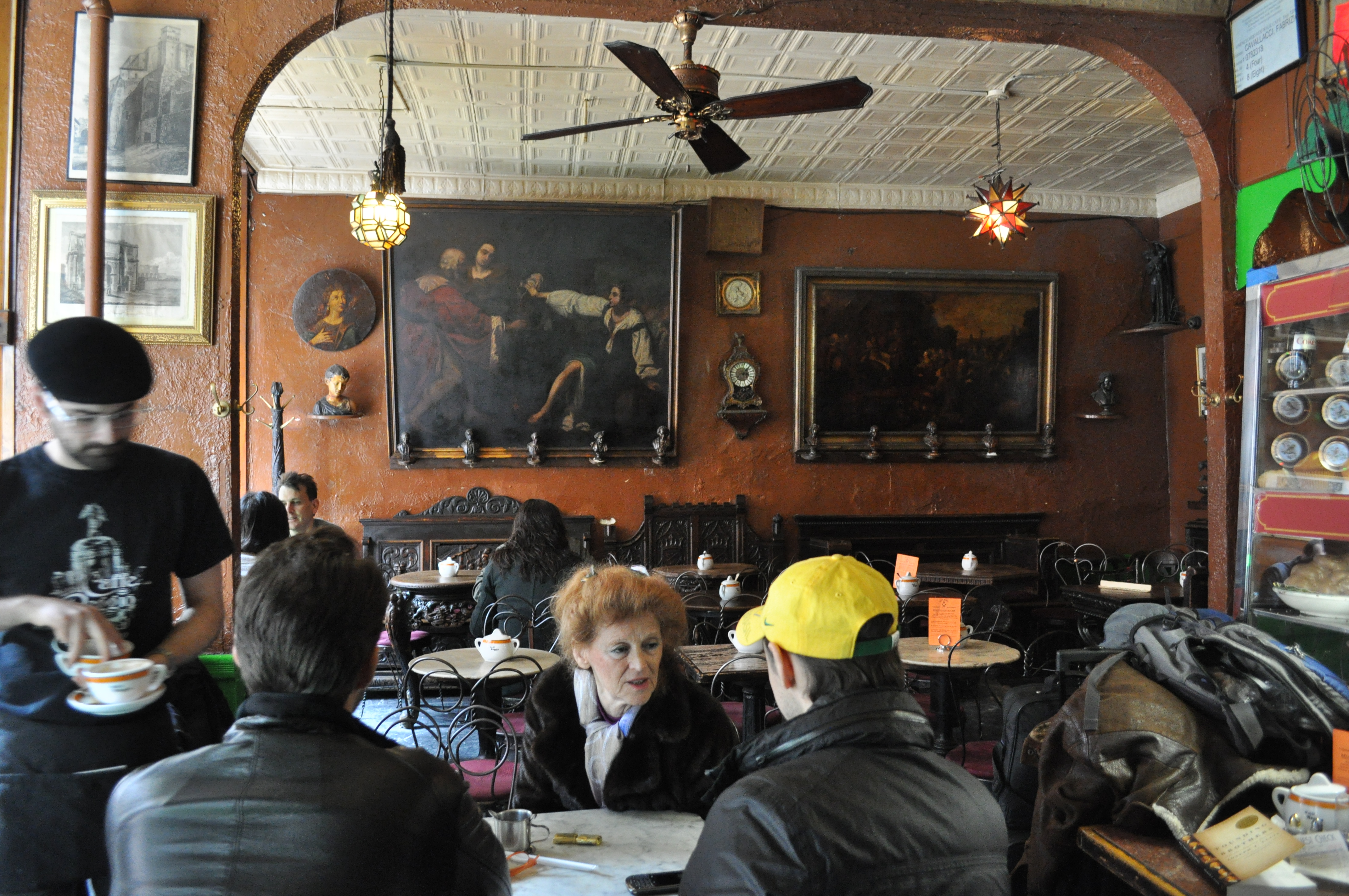 Behavioral autonomy protects an independent contractor's right to dictate their work environment, such as choosing to conduct business from a local coffeehouse instead of a mandated brokerage desk.