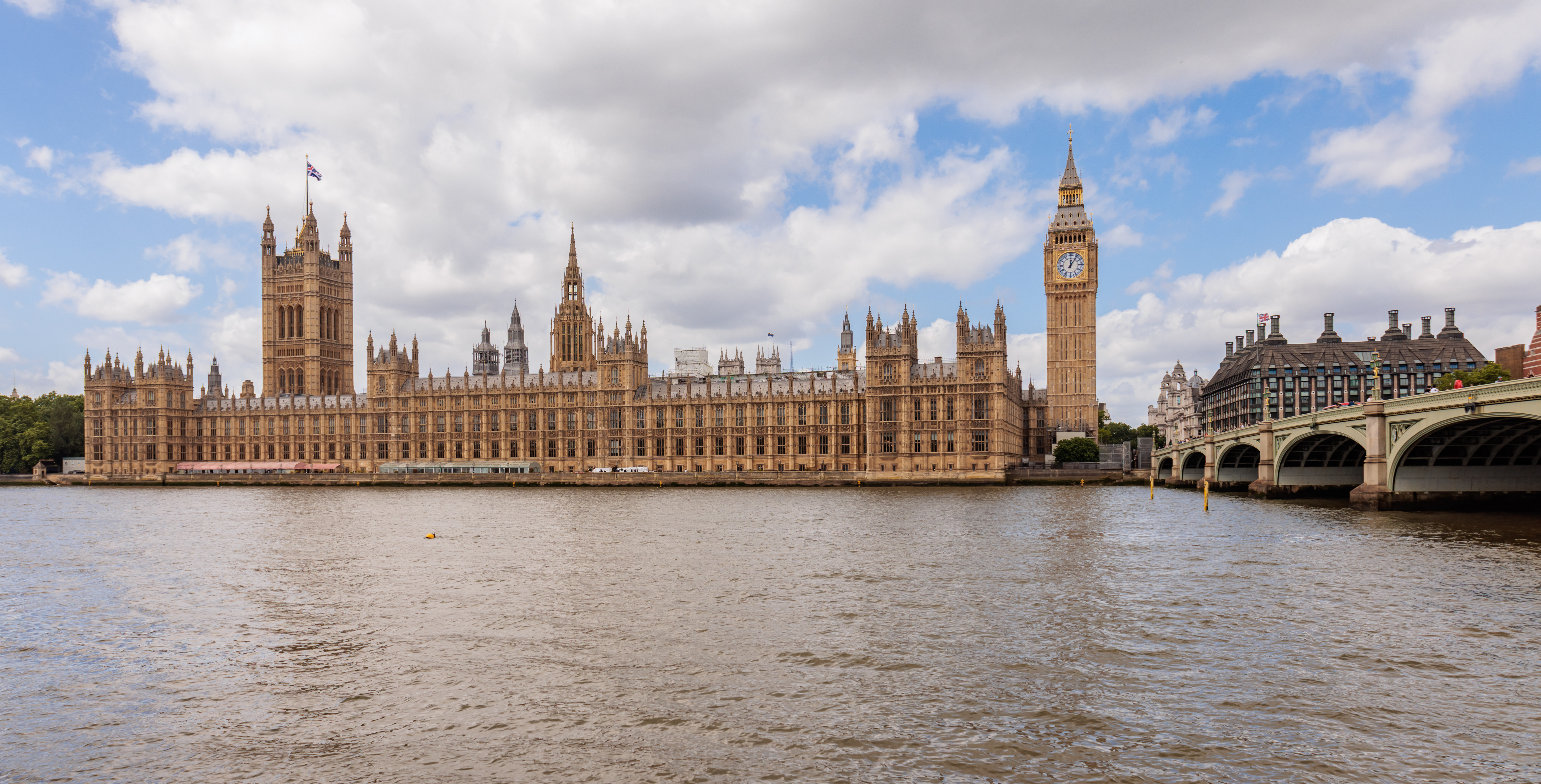 The Palace of Westminster: after Fisher v Bell exposed the offer/invitation-to-treat gap in the Restriction of Offensive Weapons Act 1959, it was Parliament, not the courts, that had to amend the statute to close it.