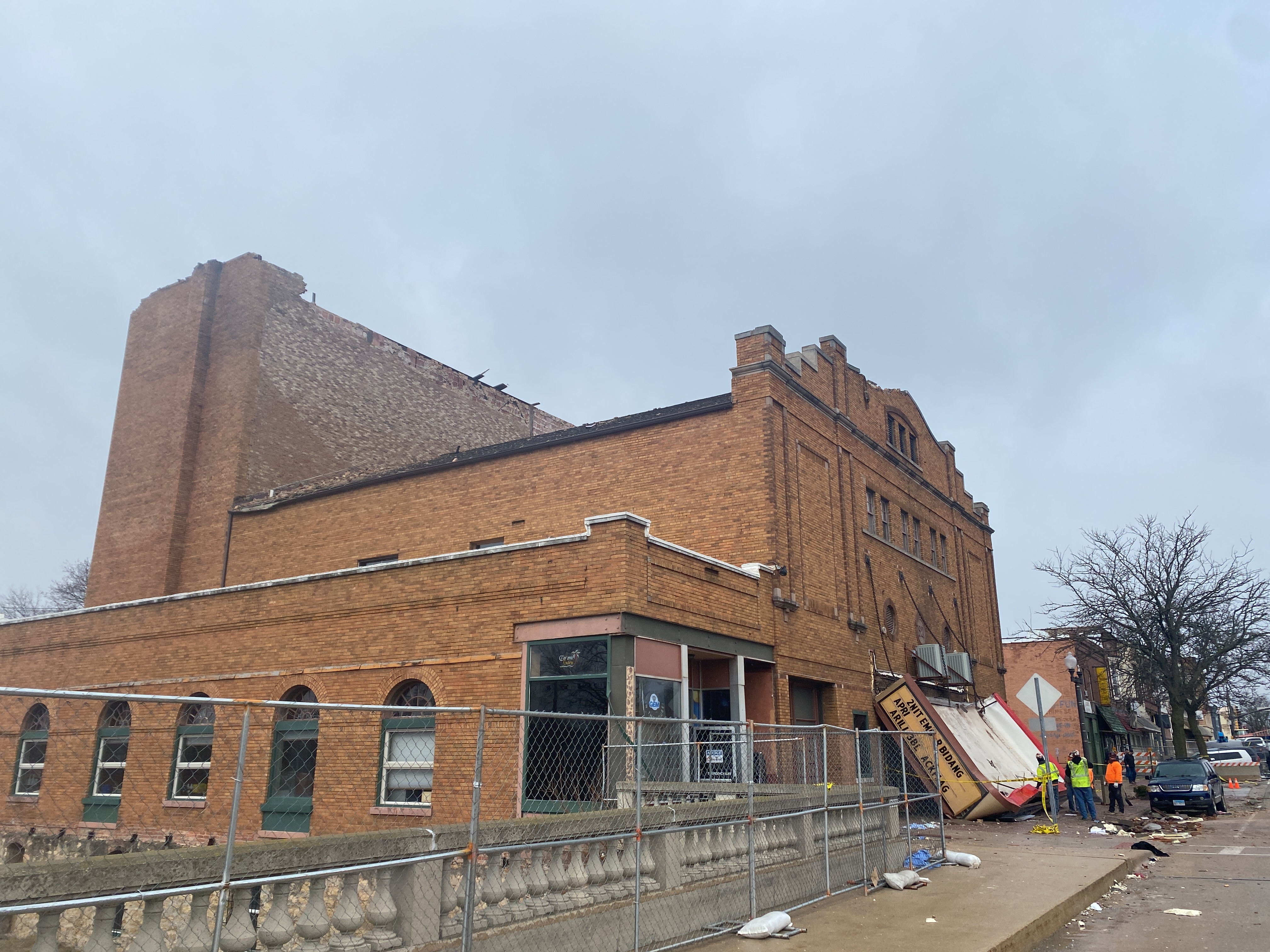 If a municipal facility is destroyed by an unpredictable "Act of God" like a tornado or earthquake, the issuer can trigger an extraordinary catastrophe call provision to immediately retire the associated debt.