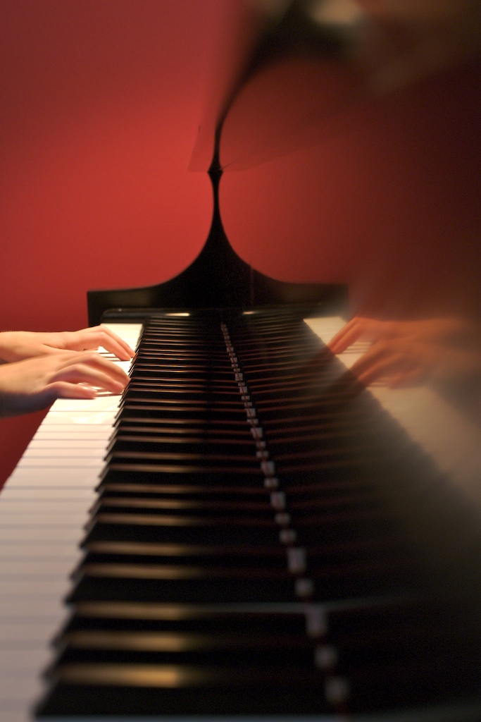 Just as a pianist relies on muscle memory to execute complex musical scales without looking, students must repeatedly practice classroom routines until they no longer consume active cognitive bandwidth.