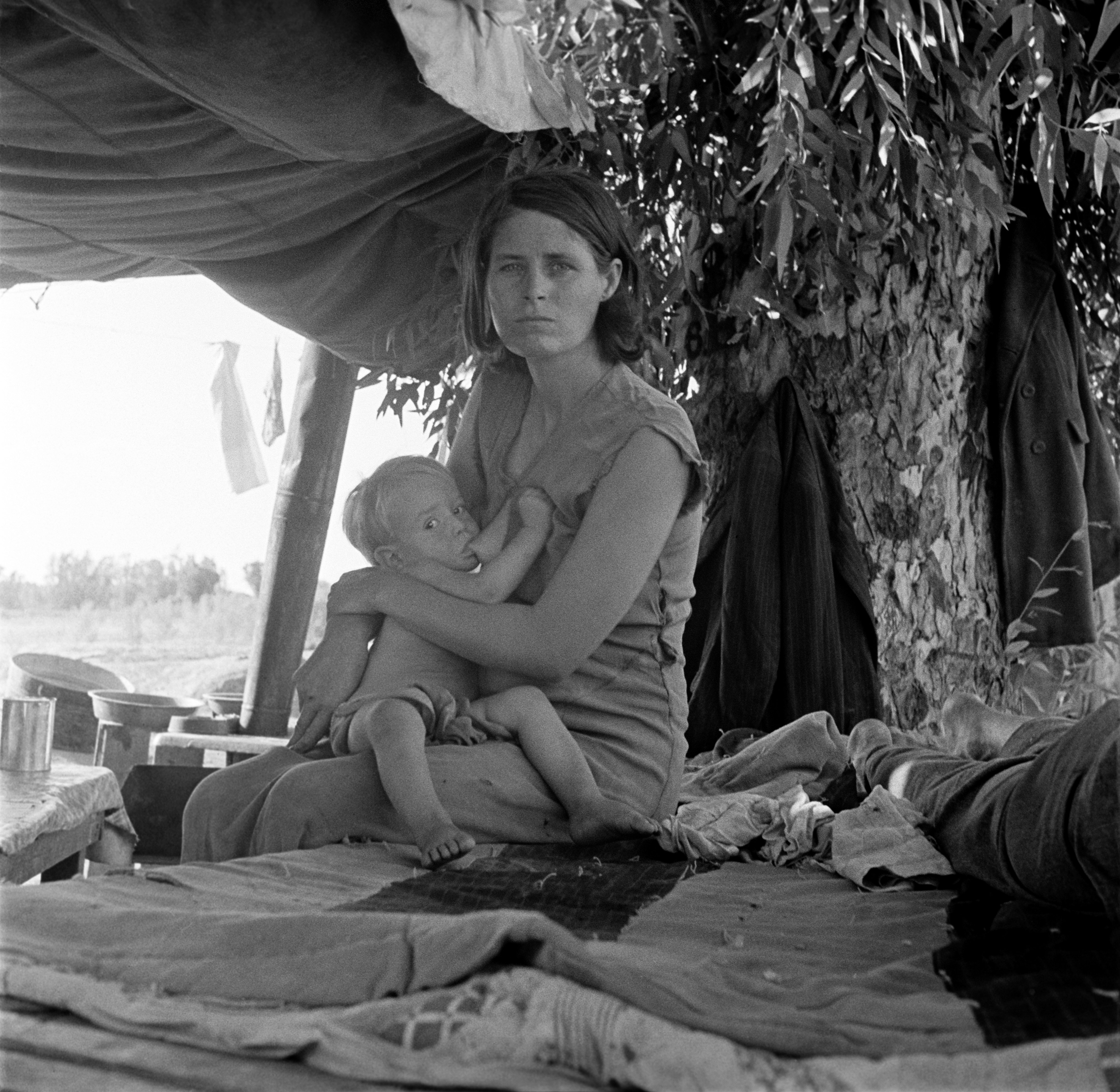 A classic example of an environmental push factor: migrants fleeing the ecological devastation of the Dust Bowl during the 1930s.