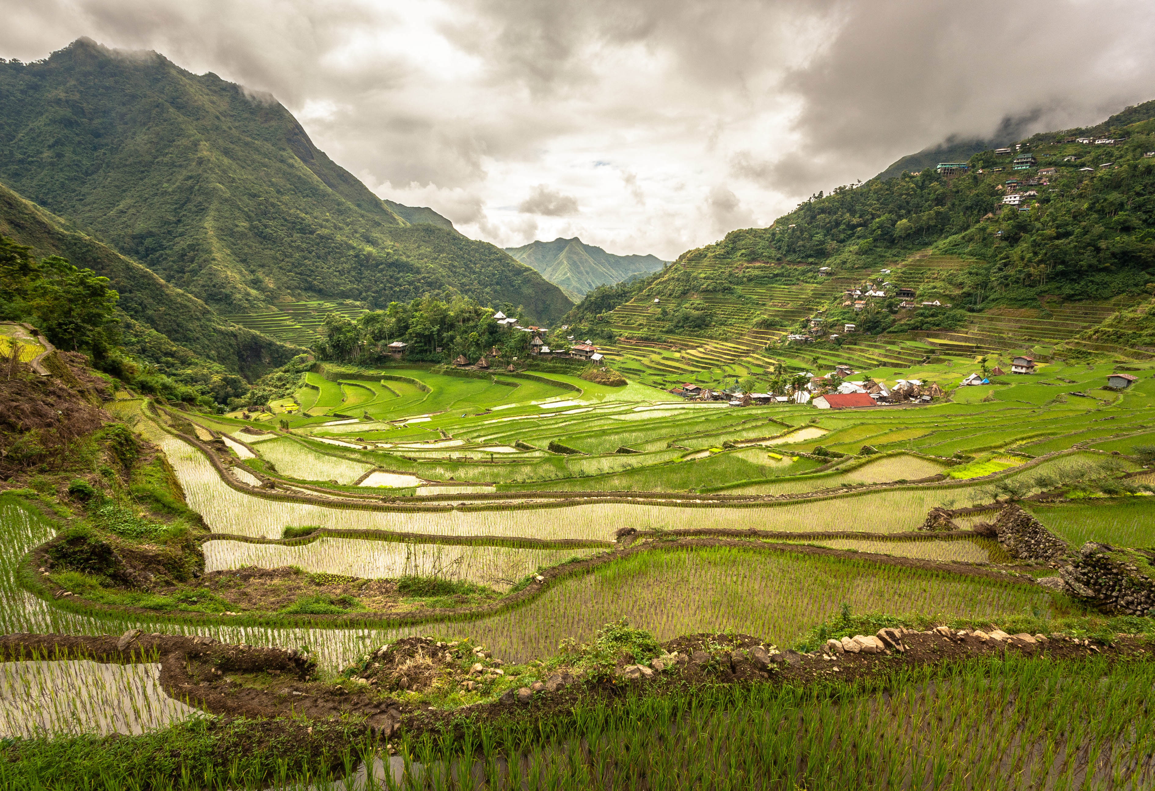 Agricultural terracing in the Philippines demonstrates possibilism, illustrating how human ingenuity and technology can drastically modify steep, unarable mountain topography into productive agricultural land.