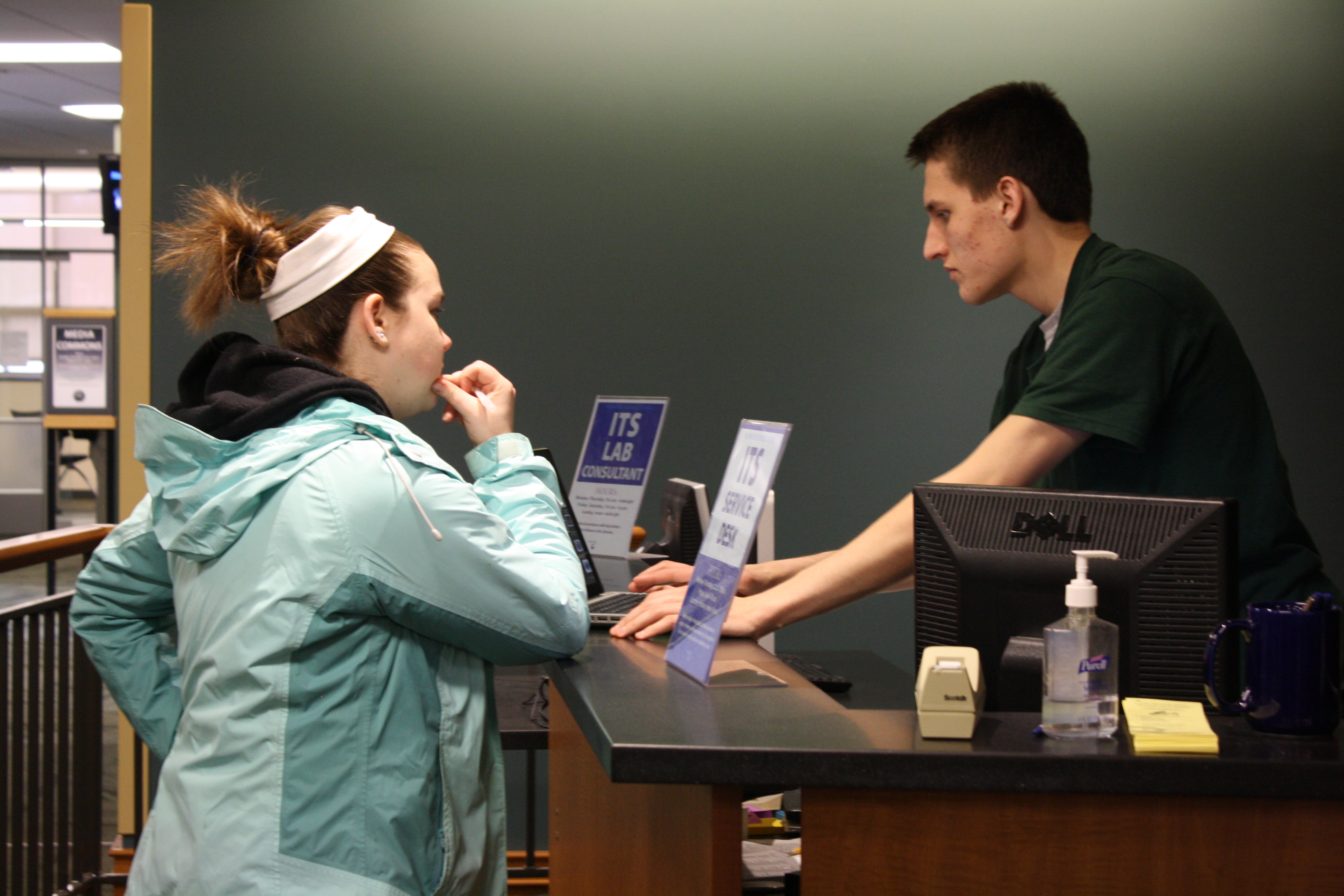 A typical IT help desk environment where ticketing systems serve as the central nervous system for routing, tracking, and resolving user requests.